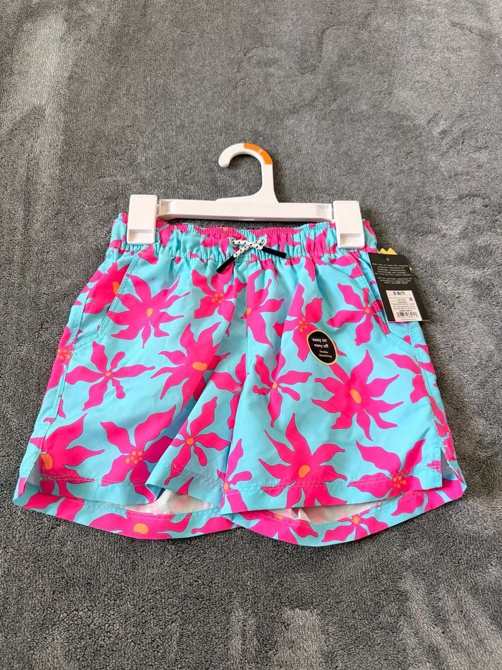 Cat & Jack Boys Blue Floral Swim Trunks Size S (6/7)